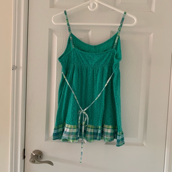 3/$15 Ruffle spaghetti strap top (3 colours) - Picture 4 of 7